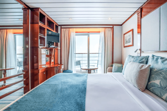 Paul Gauguin Cruises, D Balcony 1.png